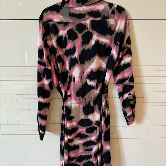 DVF Pattern Dress - Picture 4 of 9